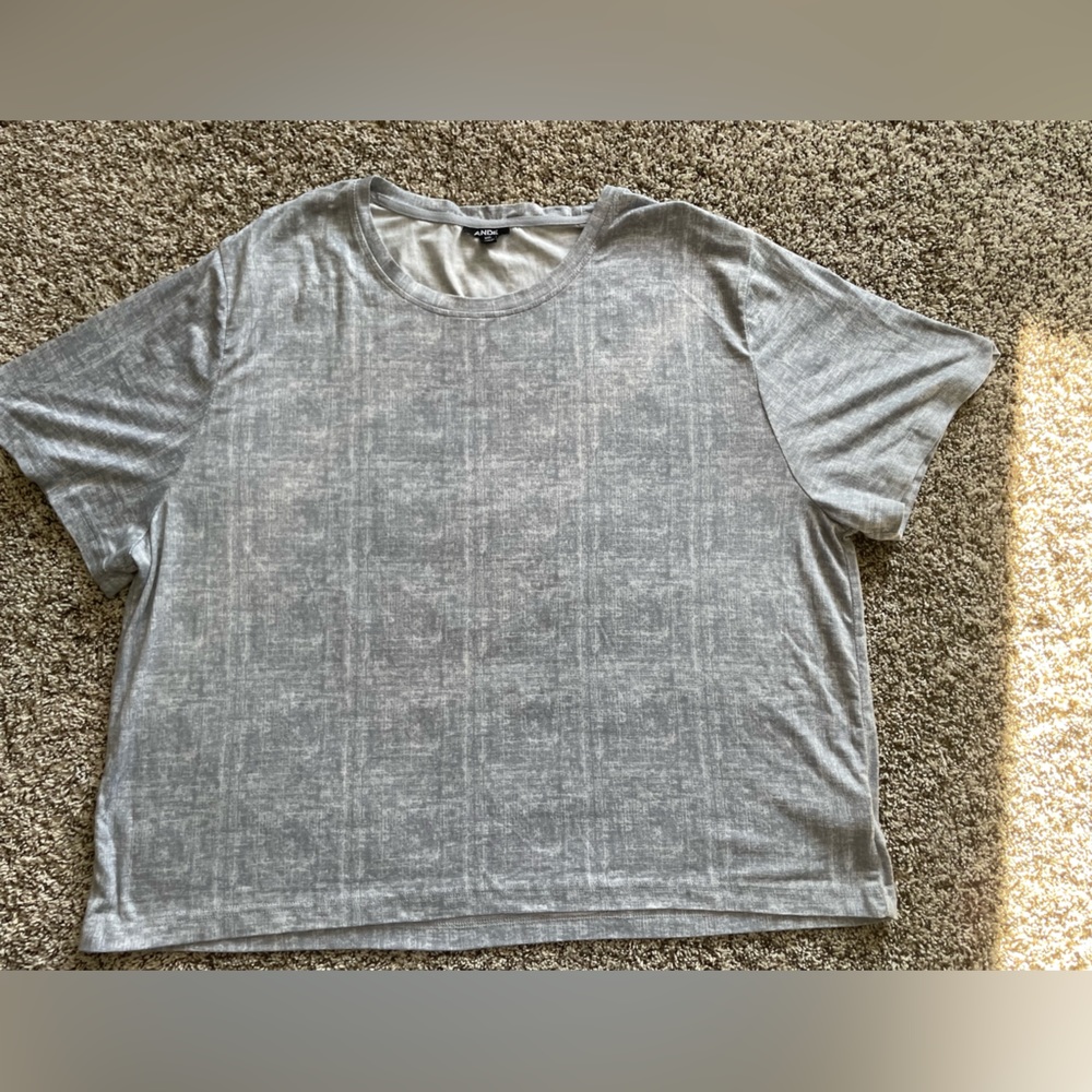 ANDE T-shirt. Women’s size XXL.